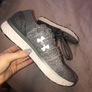 Under Armour Running shoes